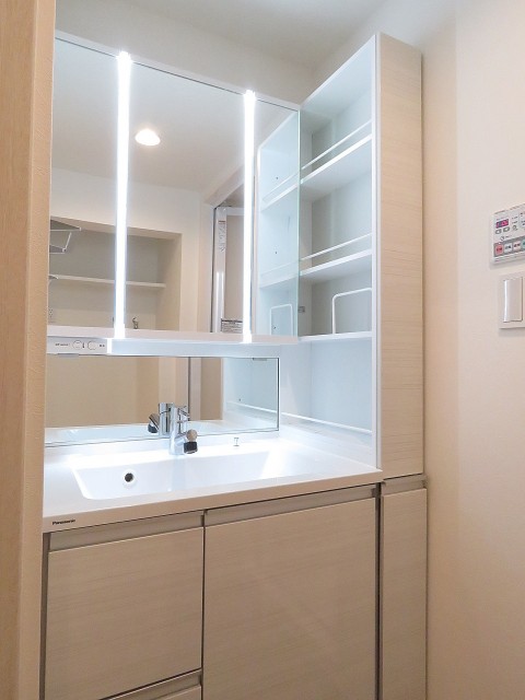 朝日ラ・パリオ学芸大学　洗面化粧台