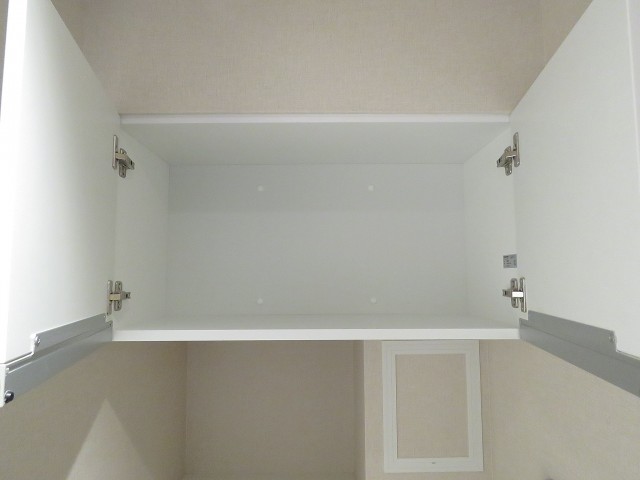 朝日ラ・パリオ学芸大学　トイレ収納