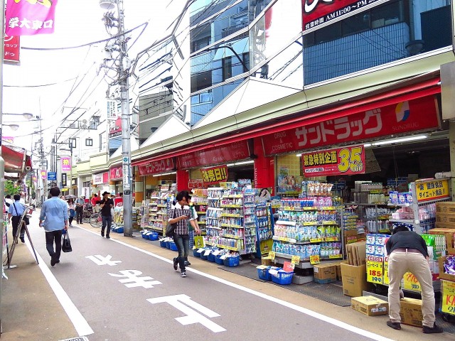 朝日ラ・パリオ学芸大学　商店街