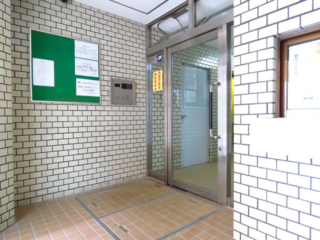 ルナパーク三軒茶屋　エントランス