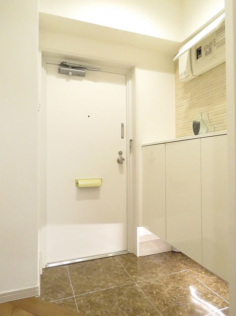 ライオンズマンション元麻布　玄関ホール