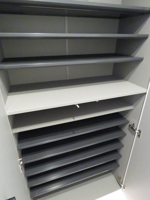 六義園サマリヤマンション　シューズBOX