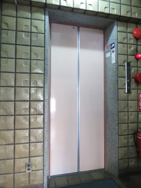 六義園サマリヤマンション　エレベーター