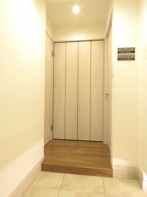 六義園サマリヤマンション　廊下