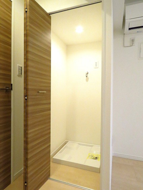 レインボー目白　洗濯機置場