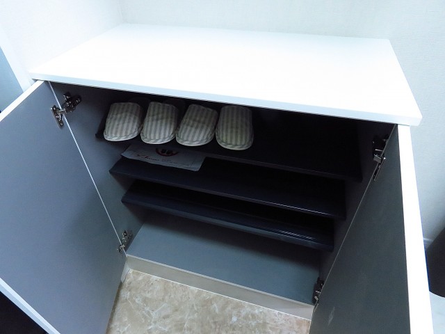 レインボー目白　シューズBOX