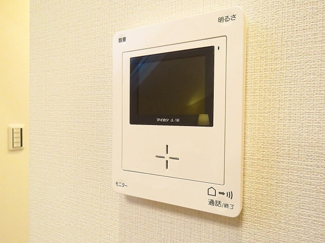 グランテラッセ西早稲田　TVモニター付きインターホン