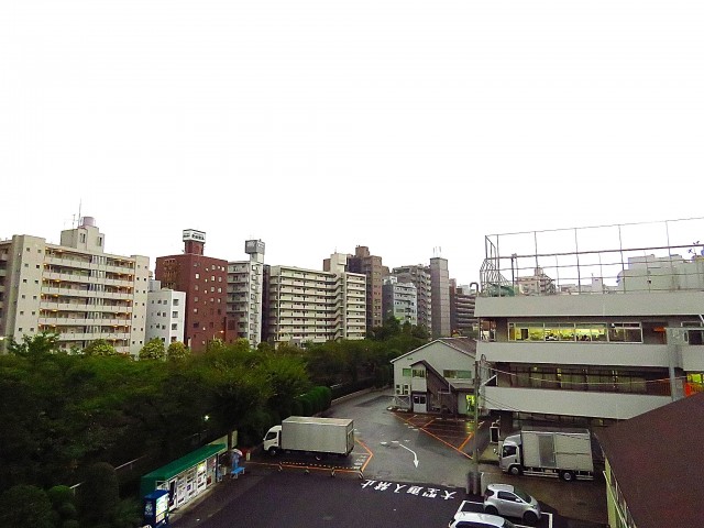 グランテラッセ西早稲田　共用廊下眺望