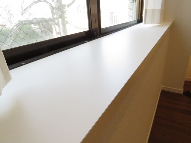 大塚スカイマンション　出窓