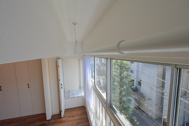 第三宮庭マンション４０５号室 洋室