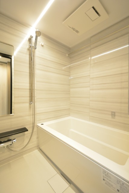 クレストフォルム田町ベイサイドコート 浴室