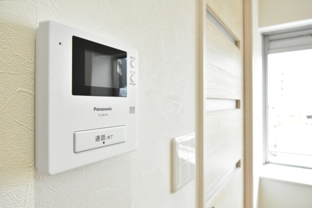 ニューステイトメナー 洋室