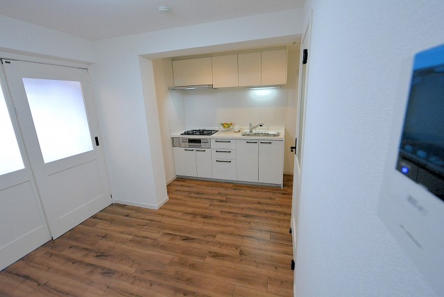 第三宮庭マンション４０５号室 キッチン (6)