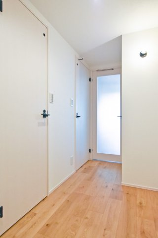 サンライン南青山ハイツ 玄関廊下