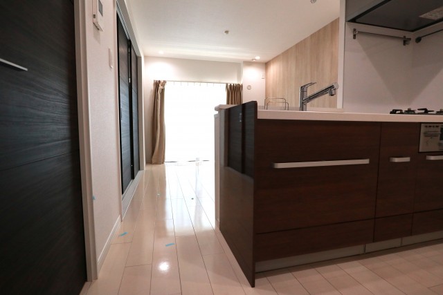 成宗マンション リビングダイニング