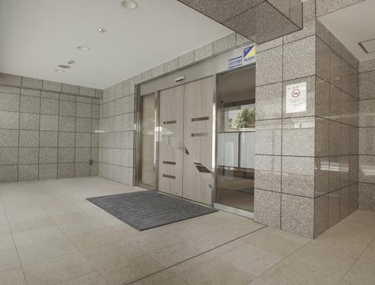 エム・ブランド新宿戸山公園　エントランス