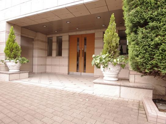 クリオ上北沢　エントランス