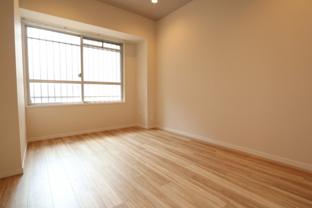 田町東豊エステート 洋室１