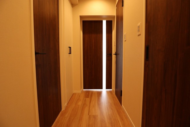 田町東豊エステート 玄関