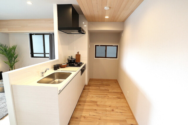 朝日シティパリオ高輪台A館　キッチン (3)