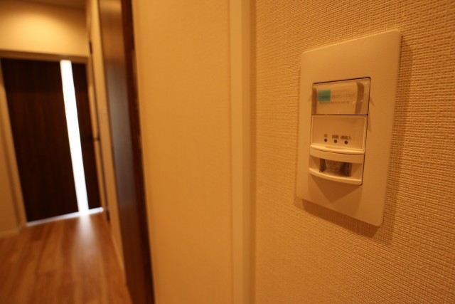 田町東豊エステート 玄関