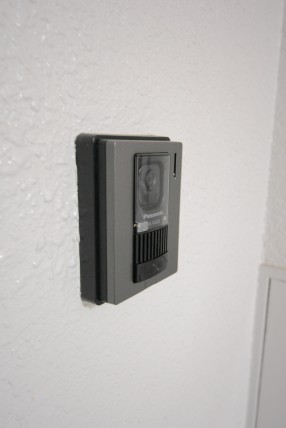 西五反田コープ 玄関