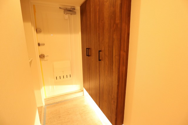 田町東豊エステート 玄関