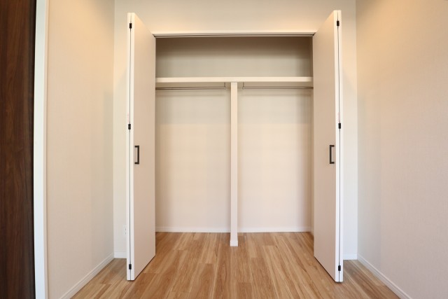 田町東豊エステート 洋室２