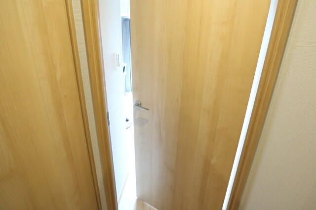 朝日シティパリオ高輪台A館　LDK (2)