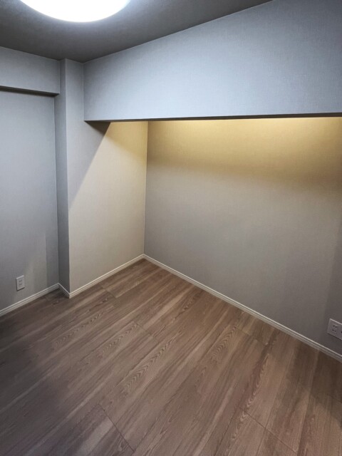 マンション第一明大前 洋室2)