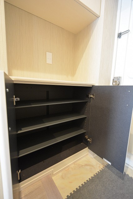 秀和高円寺レジデンス　シューズBOX