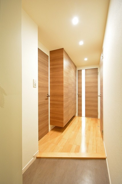 ストークビル赤坂　玄関