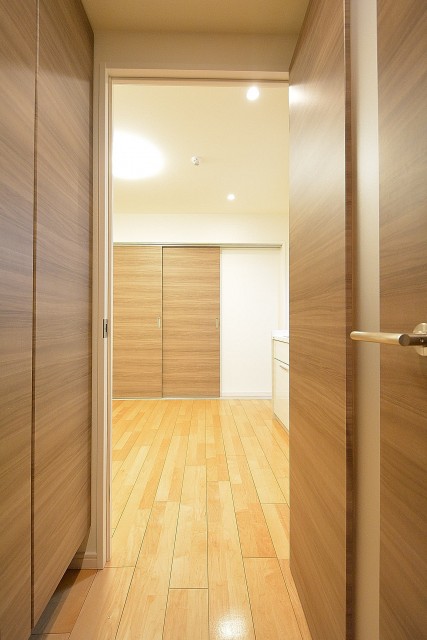 ストークビル赤坂　DK入口