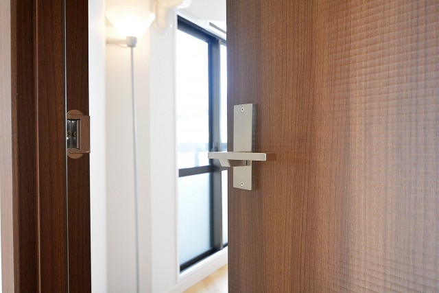 インペリアル赤坂フォラム　7.1帖洋室ドア