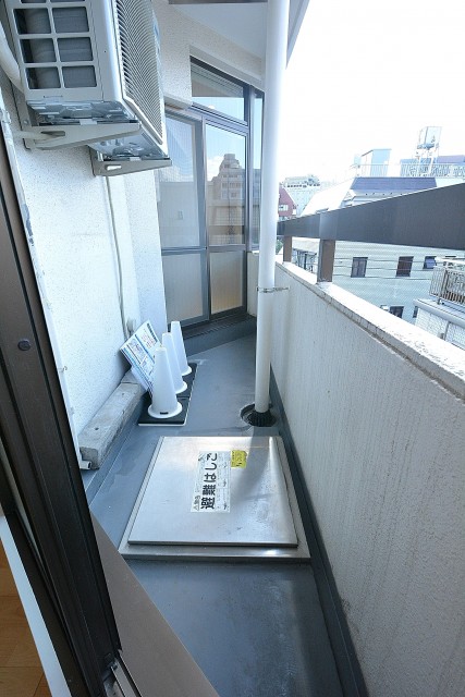 インペリアル赤坂フォラム　3.24㎡のバルコニー