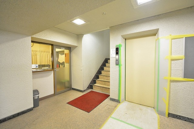 赤坂台マンション　エントランスホール