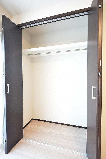 秀和高円寺レジデンス　6.0帖洋室クローゼット