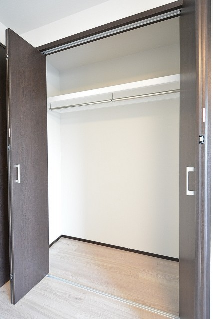 秀和高円寺レジデンス　6.5帖洋室クローゼット