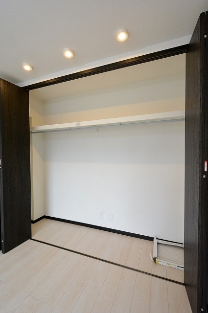 インペリアル赤坂フォラム　7.6帖洋室クローゼット
