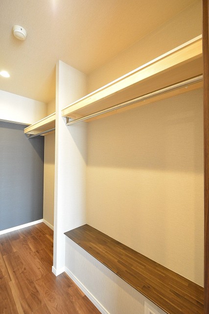 赤坂台マンション　6.1帖洋室WIC