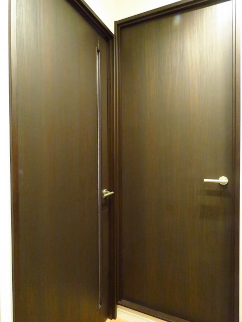 目黒グリーンコープ　洗面室・LDK扉