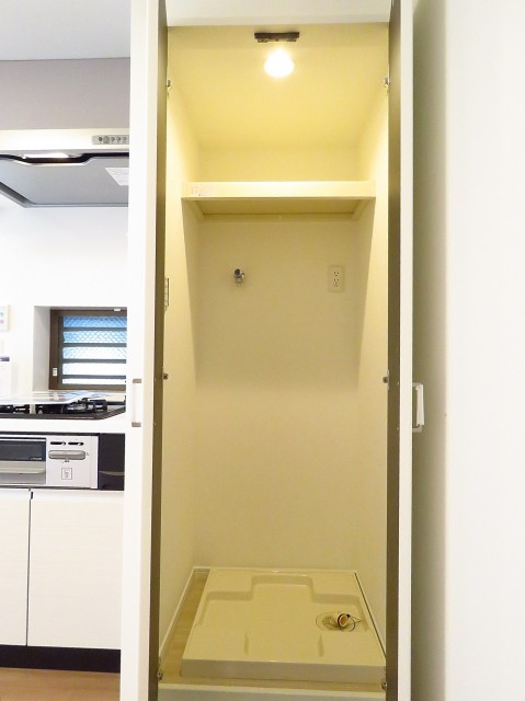 エクレール洗足　洗濯機置場