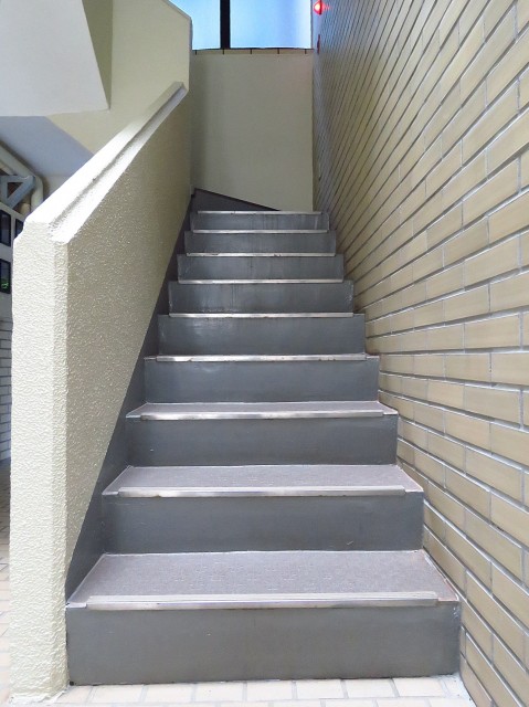 エクレール洗足　共用階段