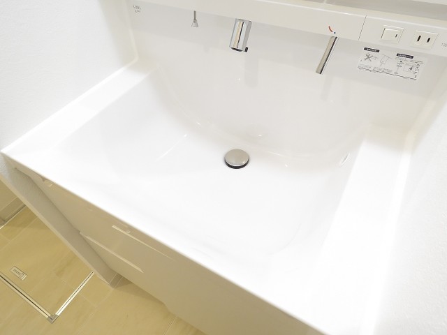 ライオンズマンション桜新町　洗面化粧台