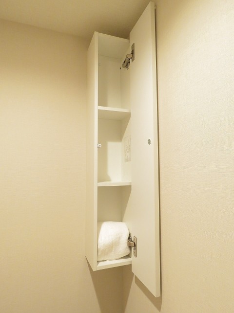 ハイライフ大森　トイレ収納
