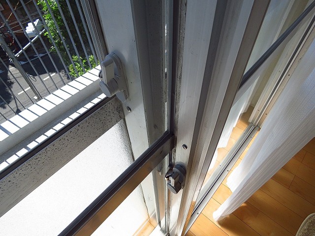 学芸大ハイツ　二重サッシ