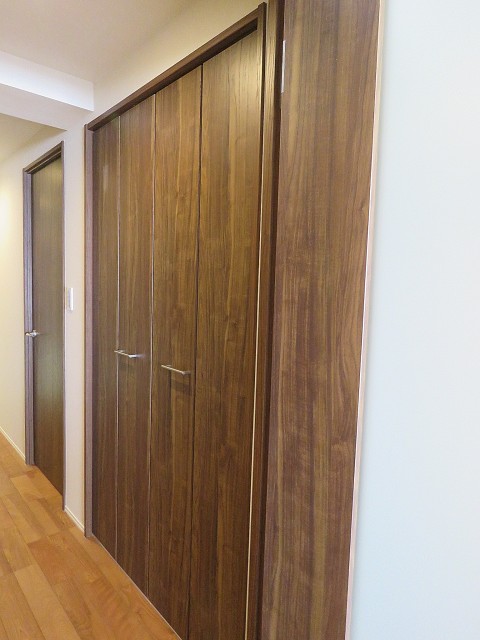 シーアイマンション碑文谷　廊下収納