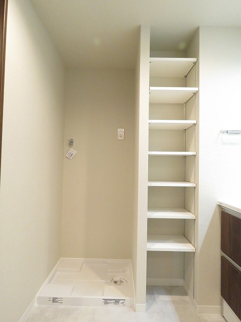 シーアイマンション碑文谷　洗濯機置場