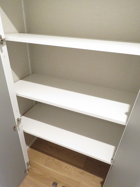 シーアイマンション碑文谷　廊下収納