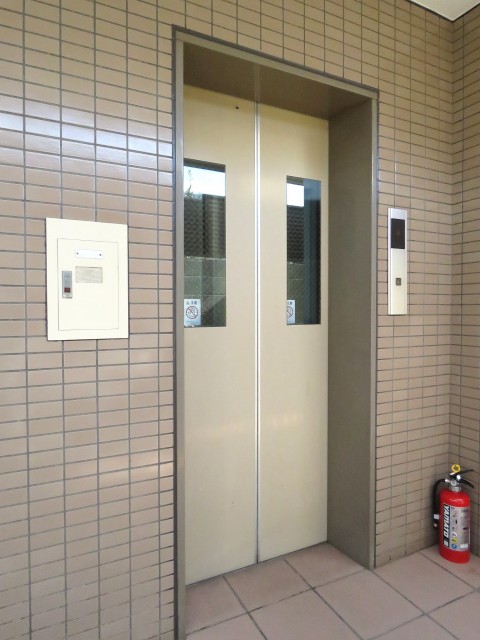 ビリジアン学芸大学　エレベーター